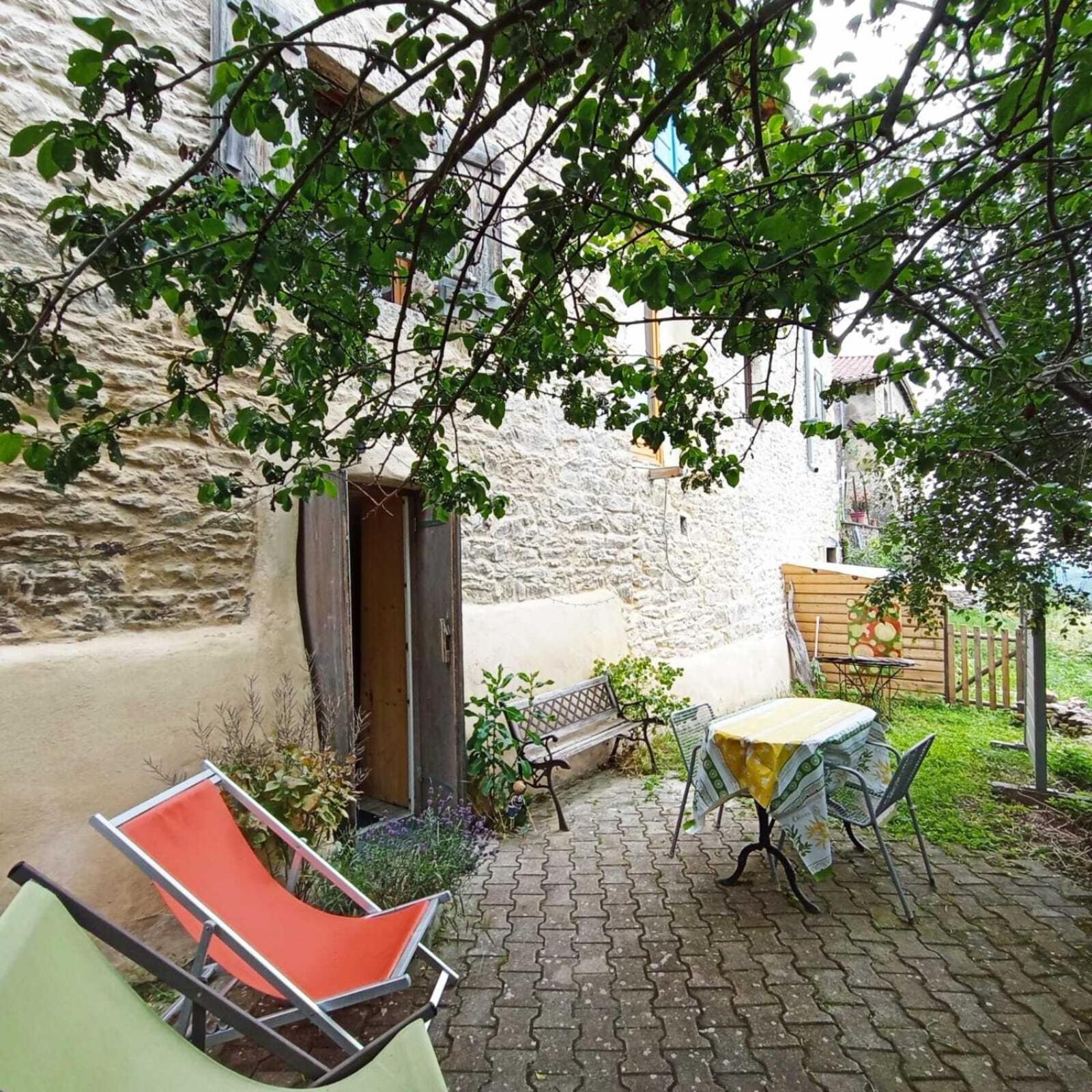Gites Des Esselards Yzeron Rom bilde